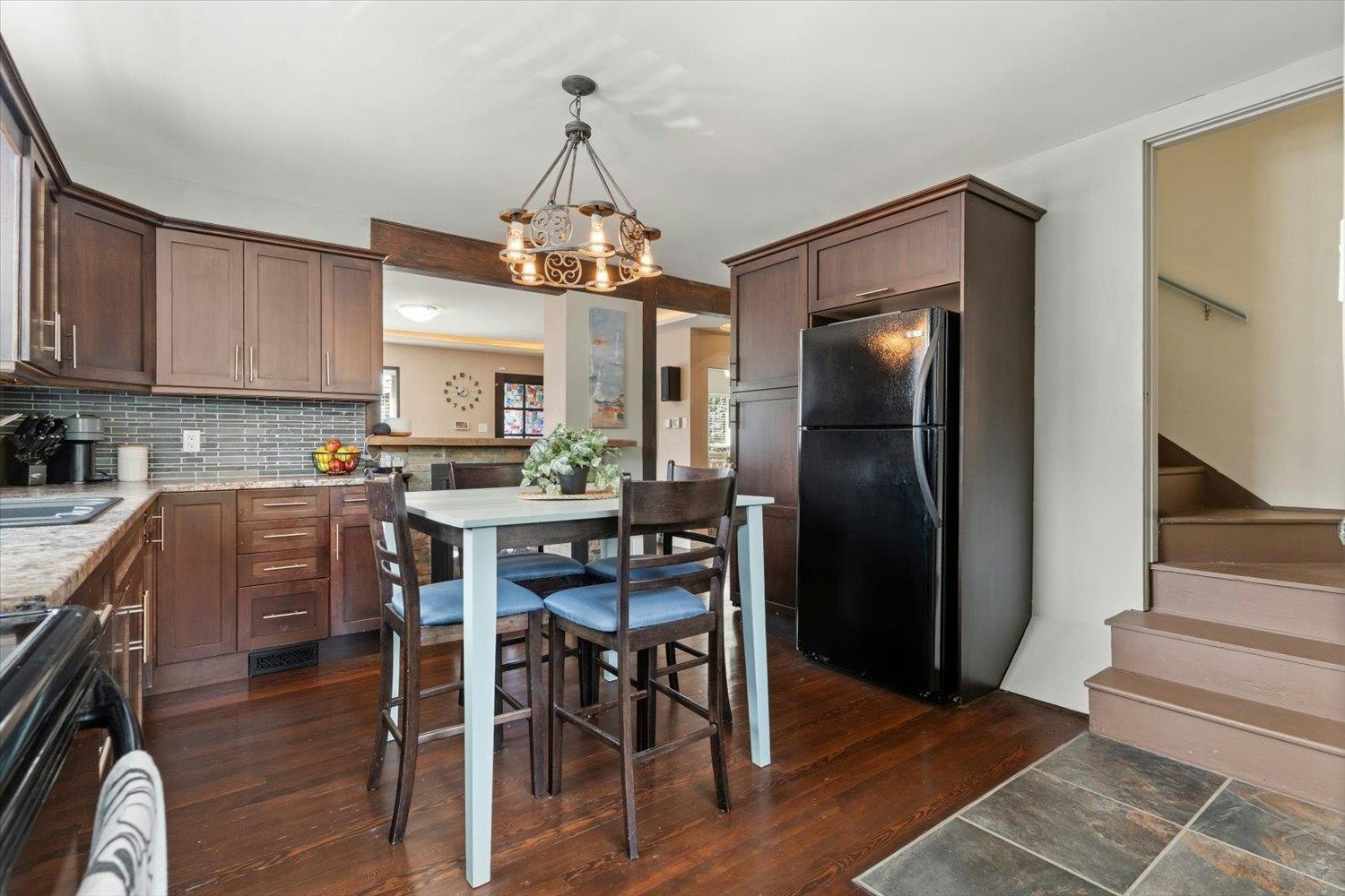 45407 Wells Road, Chilliwack, BC, V2R 1H3 - 7