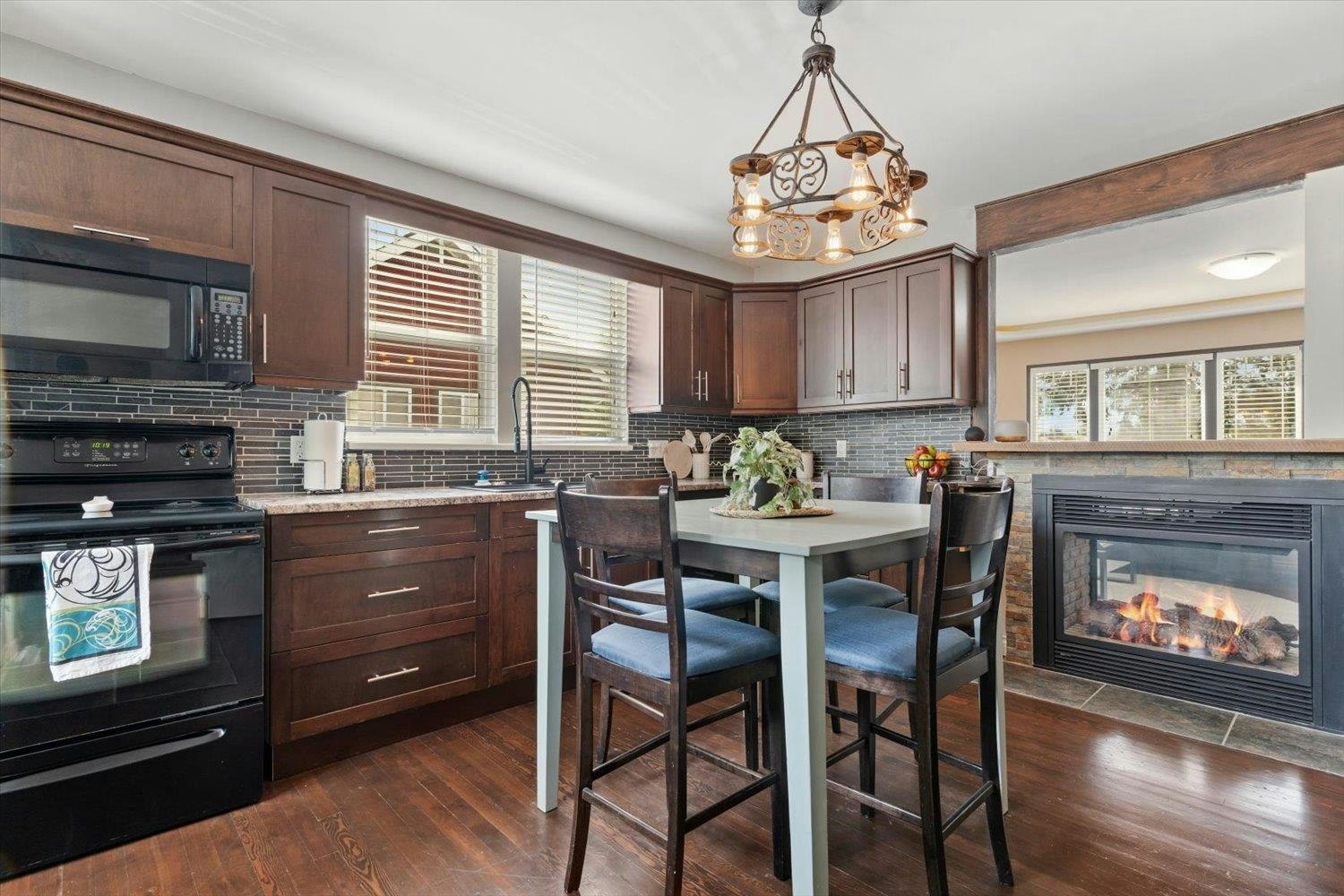 45407 Wells Road, Chilliwack, BC, V2R 1H3 - 8