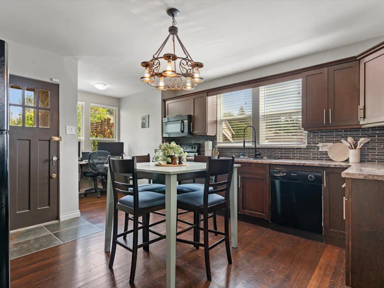 45407 Wells Road, Chilliwack, BC, V2R 1H3 - 6