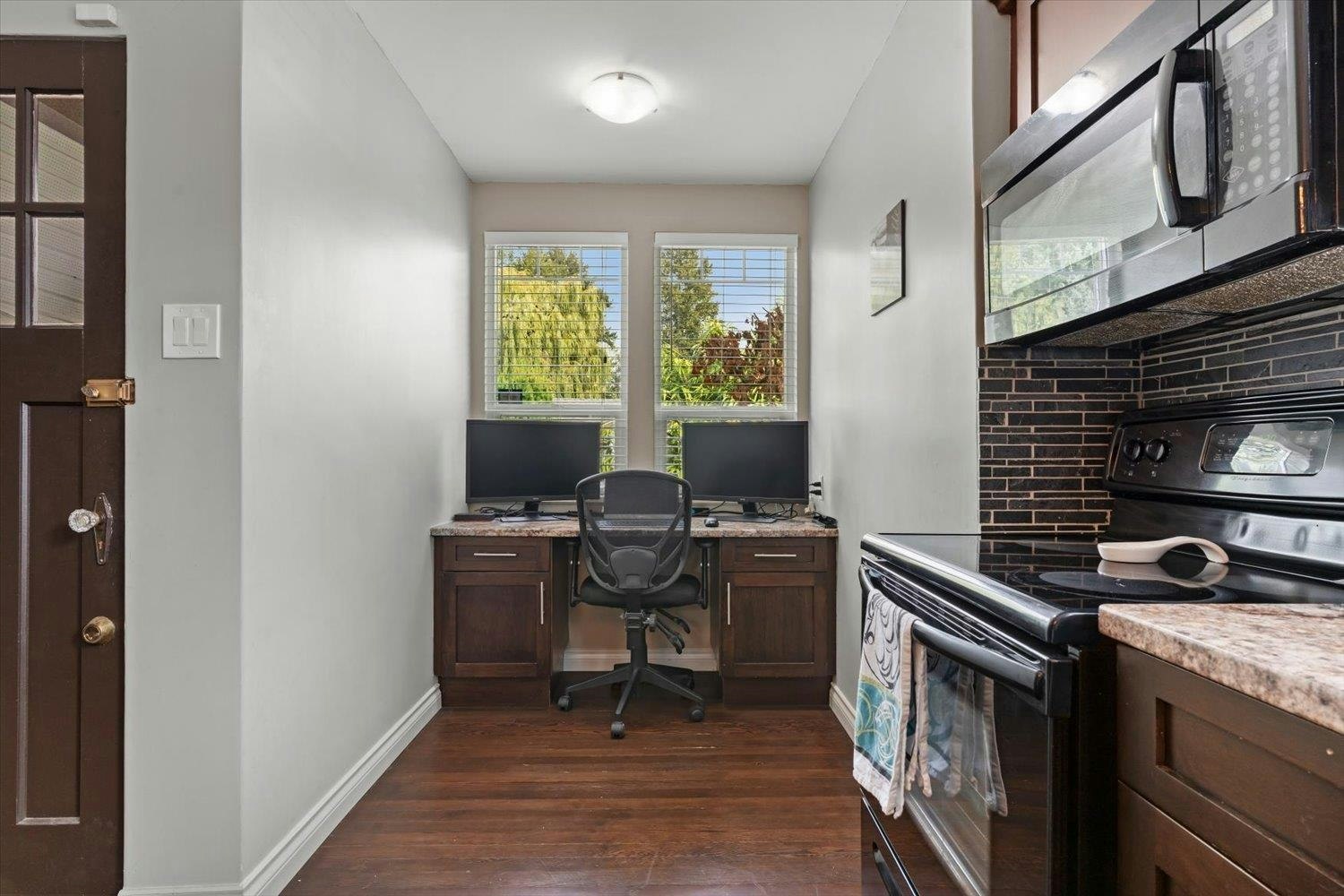 45407 Wells Road, Chilliwack, BC, V2R 1H3 - 9