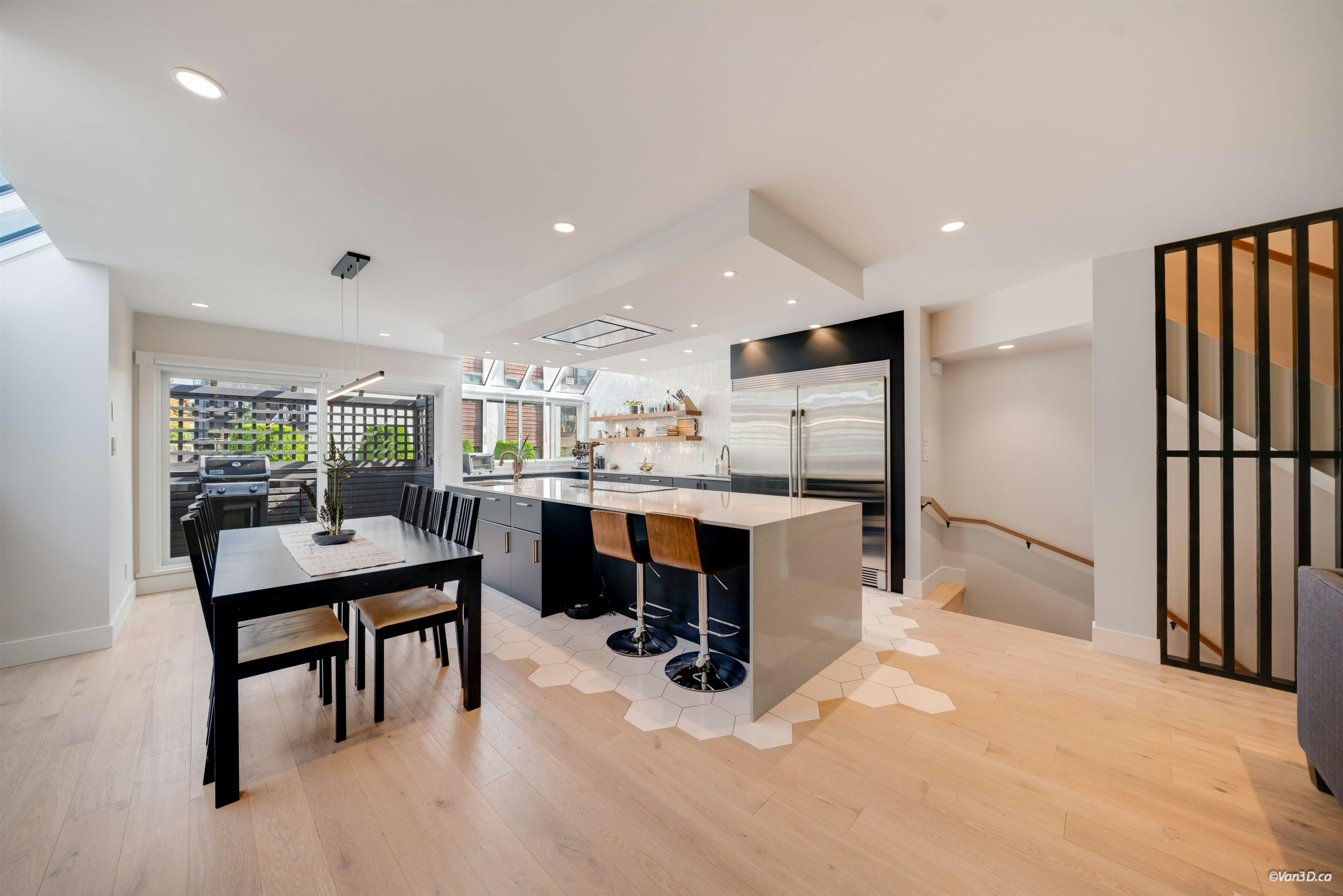 2022 Chesterfield Avenue - 2