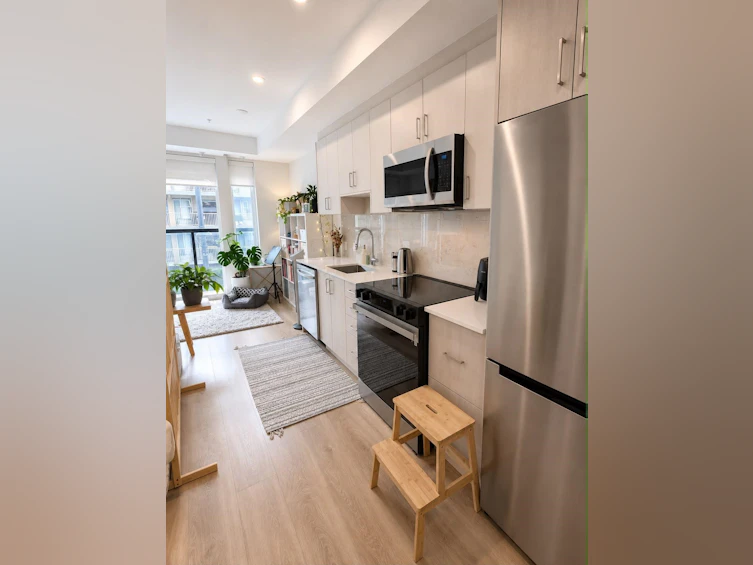 E405-13858 108 Avenue, Surrey, BC, V3T 0T8 - 4