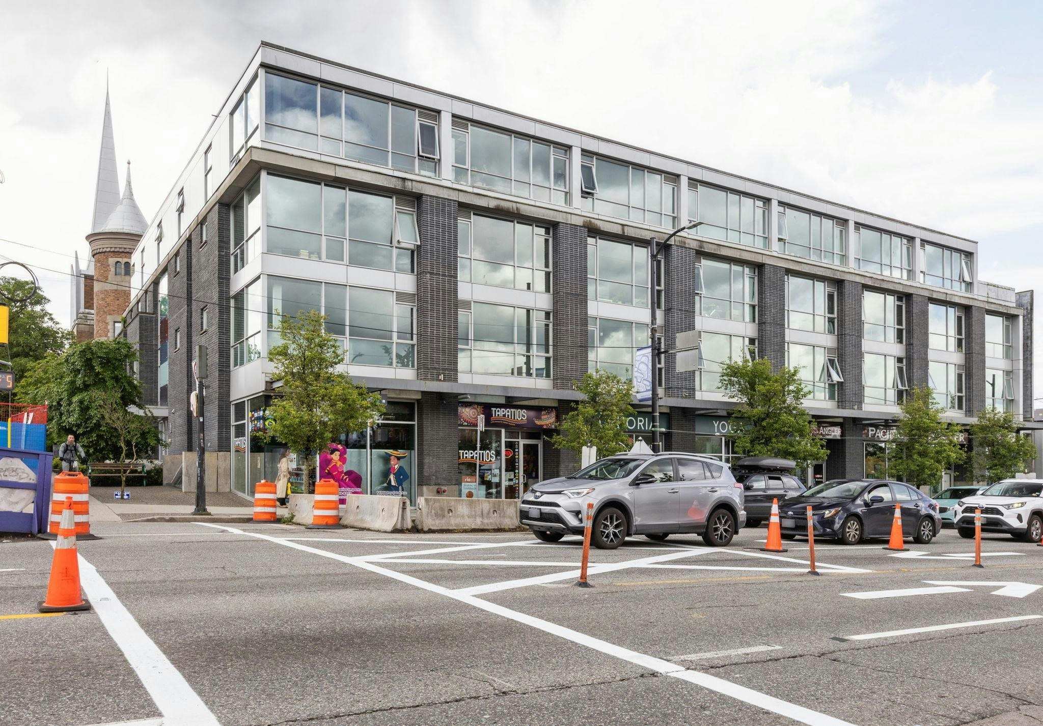 406-2511 Quebec Street, Vancouver, BC, V5T 0B6 - 23