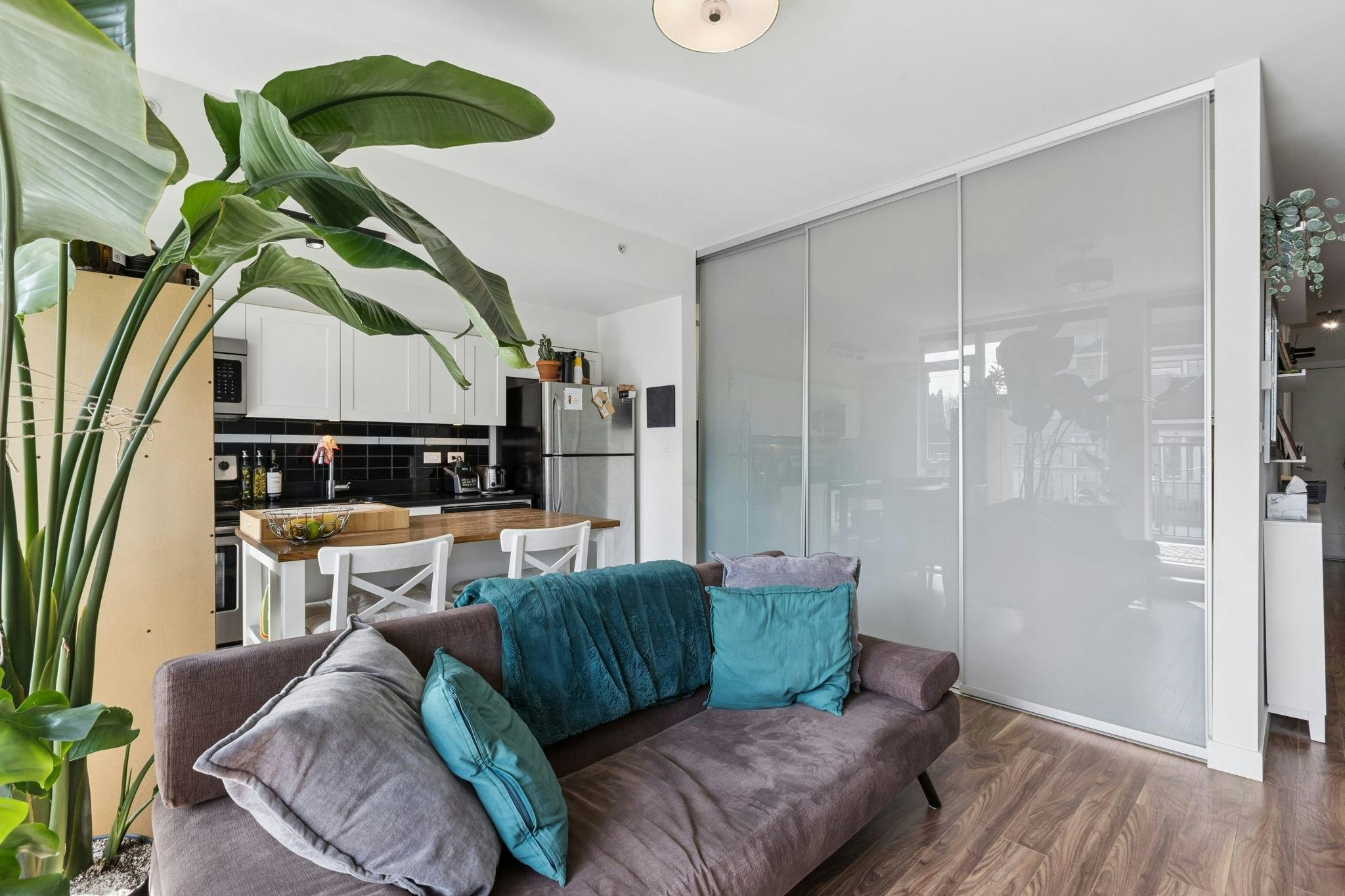 406-2511 Quebec Street, Vancouver, BC, V5T 0B6 - 6