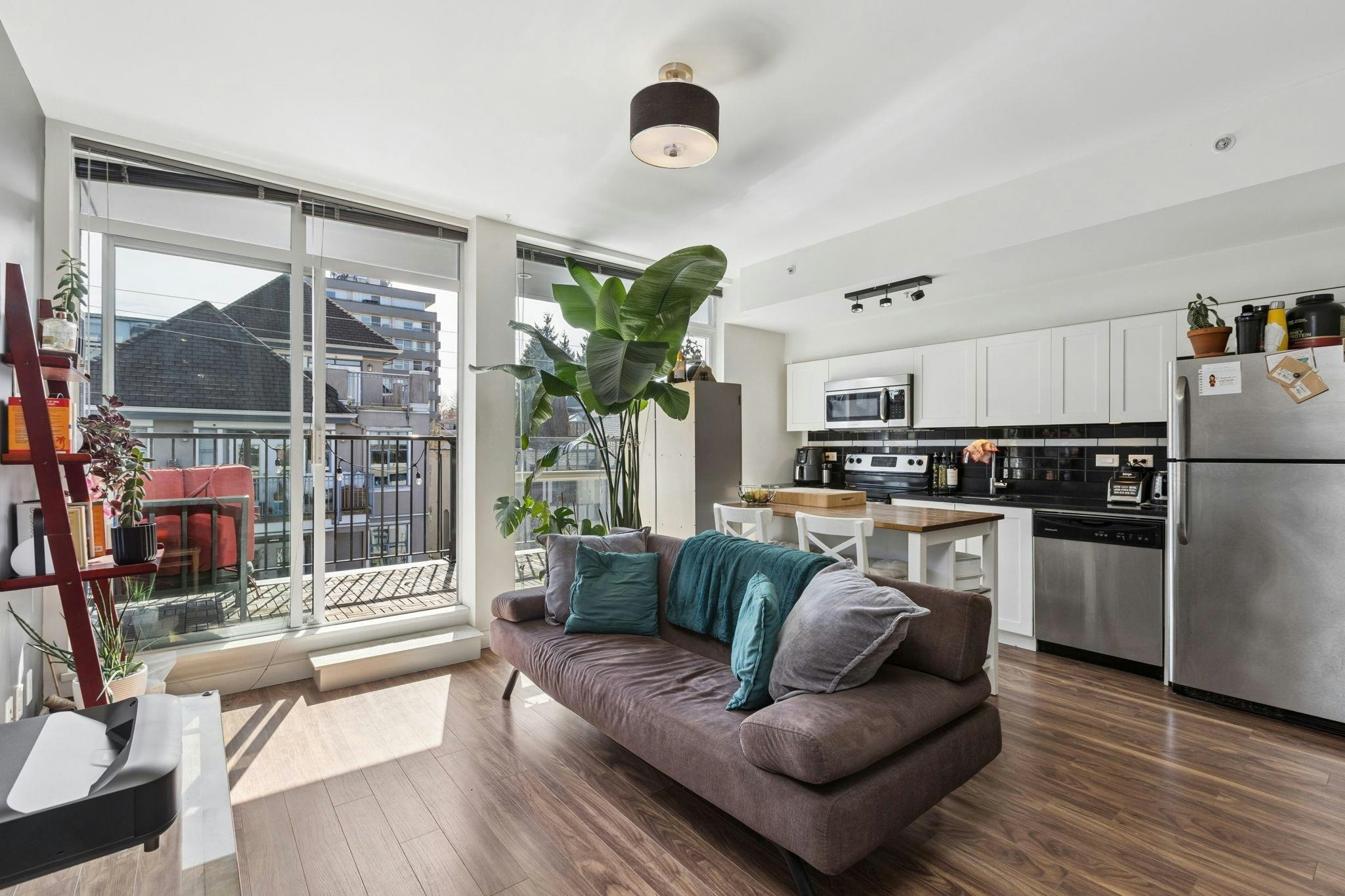 406-2511 Quebec Street, Vancouver, BC, V5T 0B6