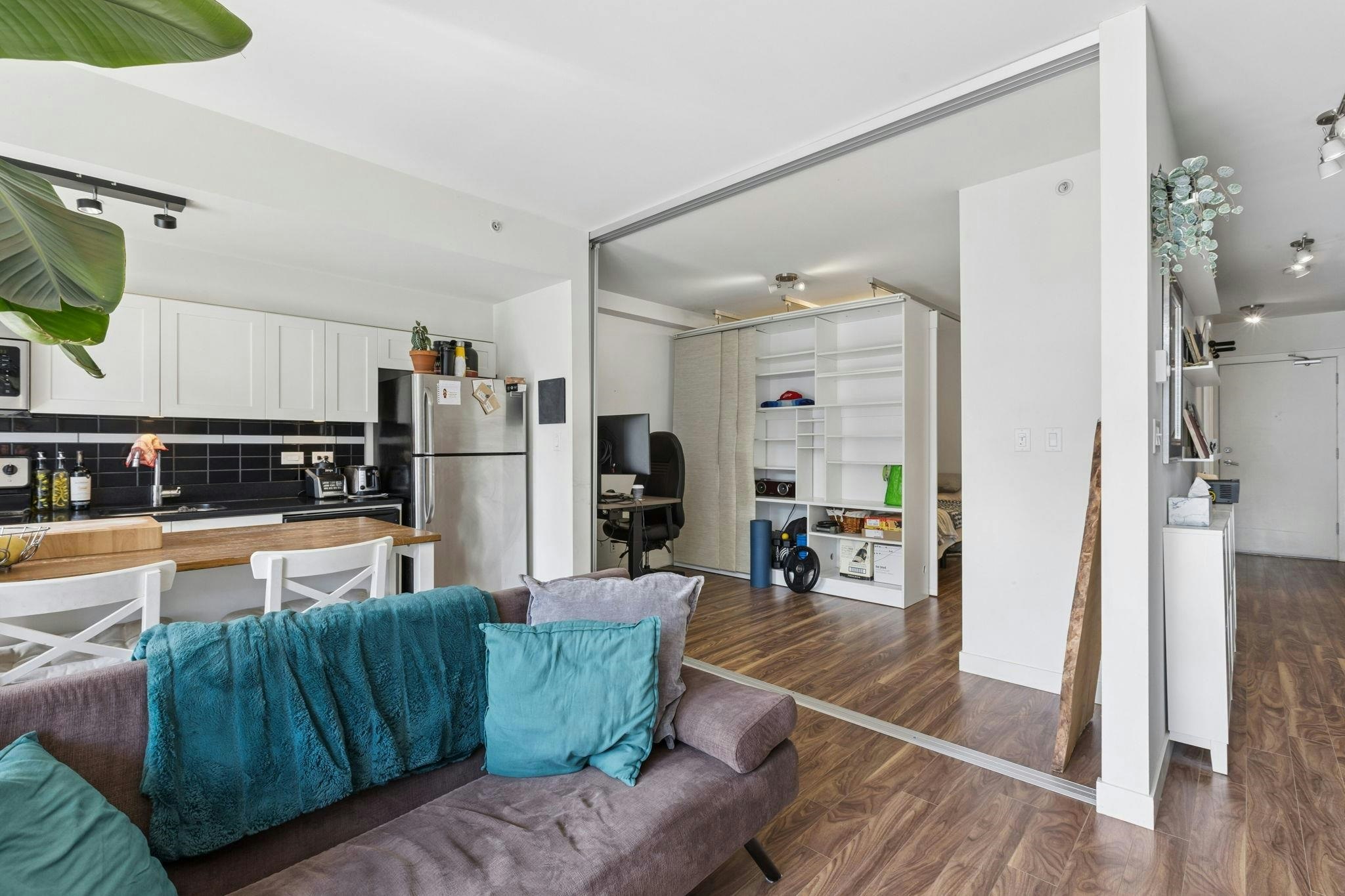406-2511 Quebec Street, Vancouver, BC, V5T 0B6 - 5
