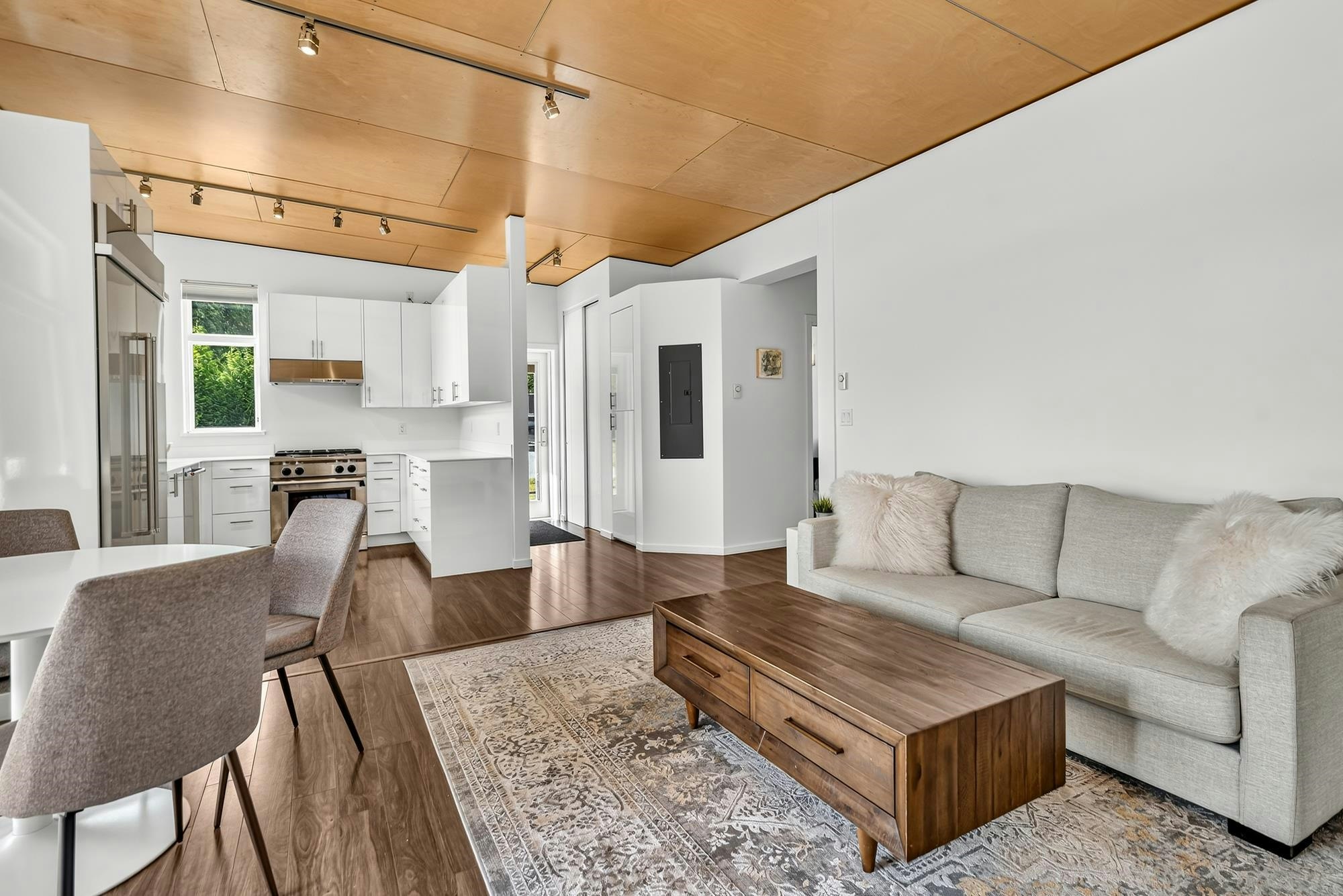 604 Woodland Avenue, Gibsons, BC, V0N 1V1 - 20
