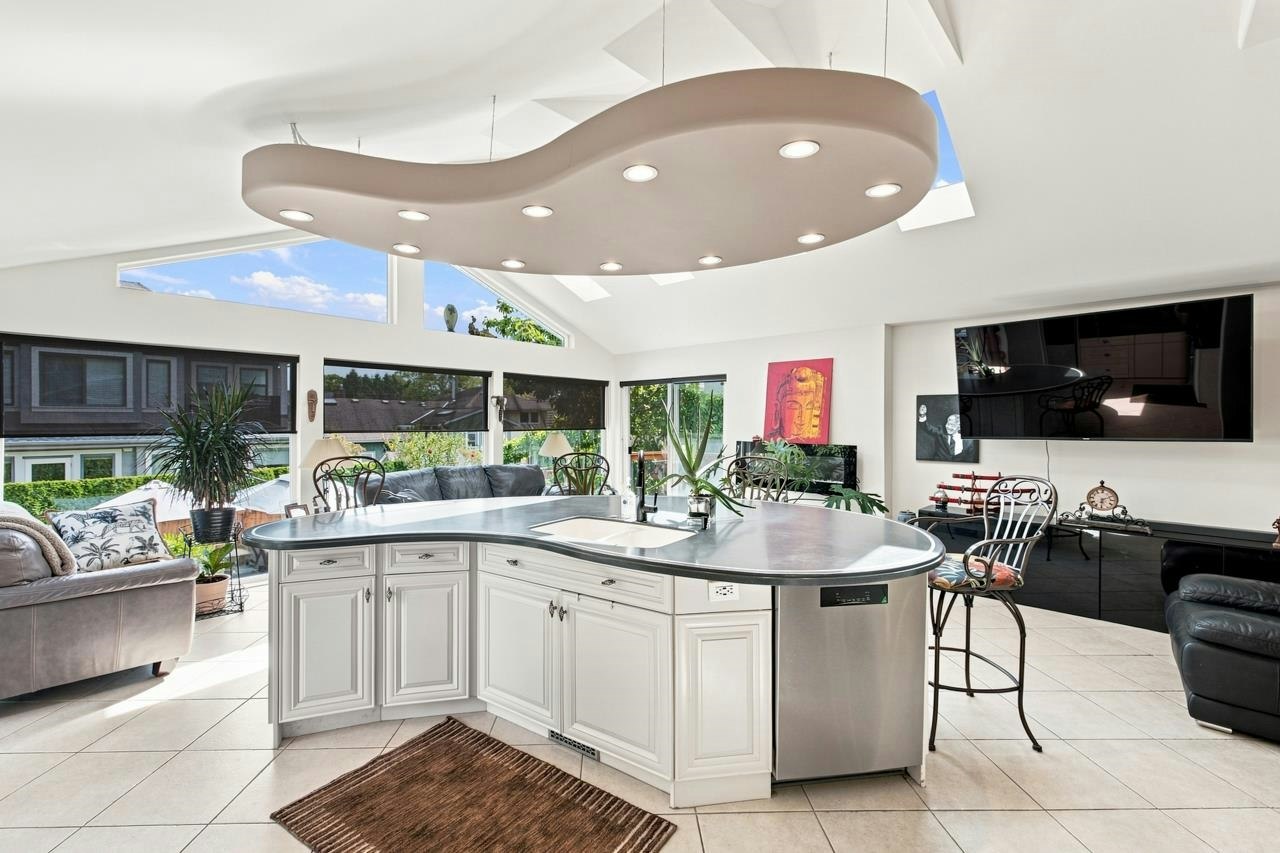 9211 Chapmond Crescent, Richmond, BC, V7E 1M6 - 9