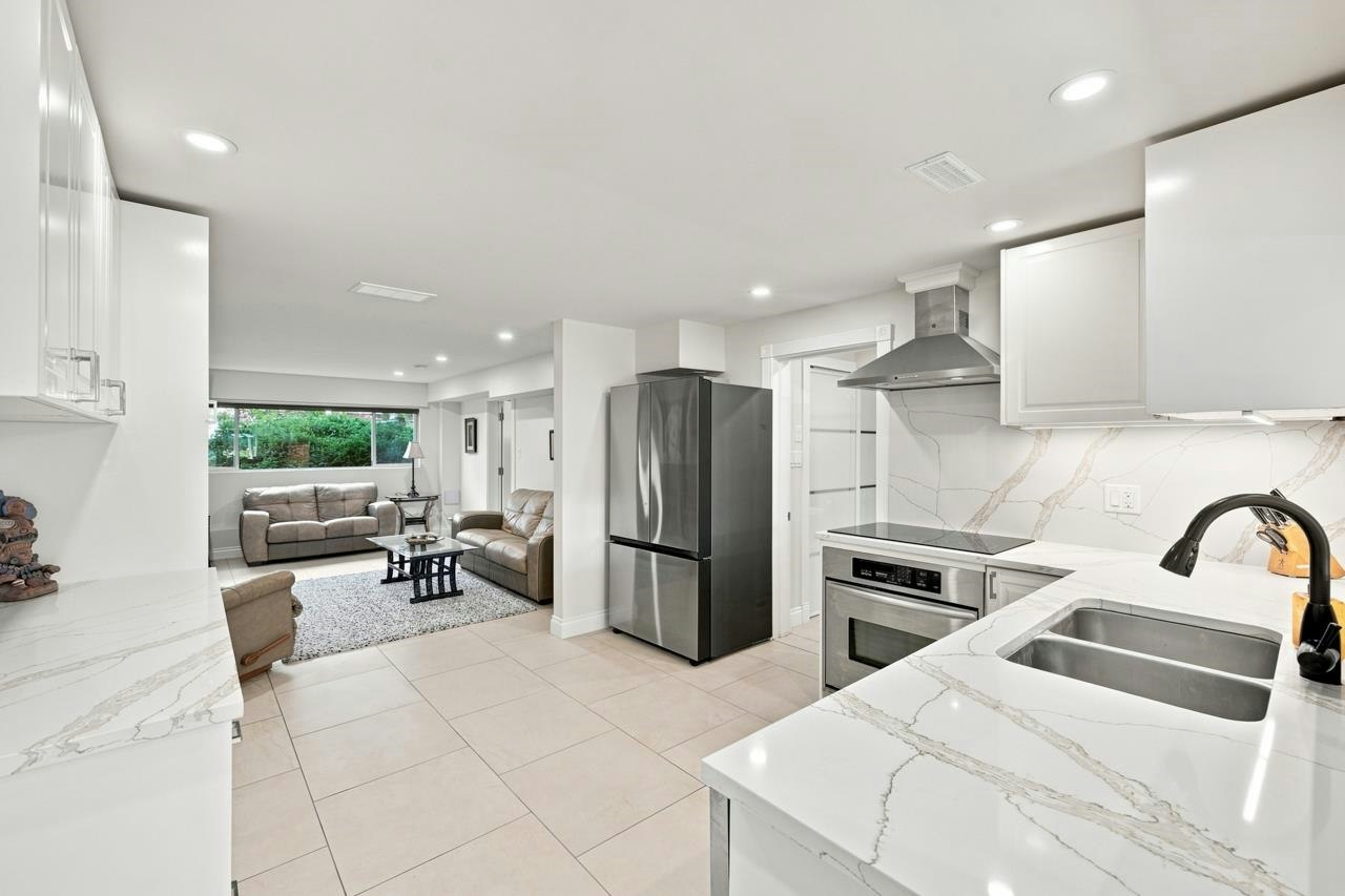 9211 Chapmond Crescent, Richmond, BC, V7E 1M6 - 24