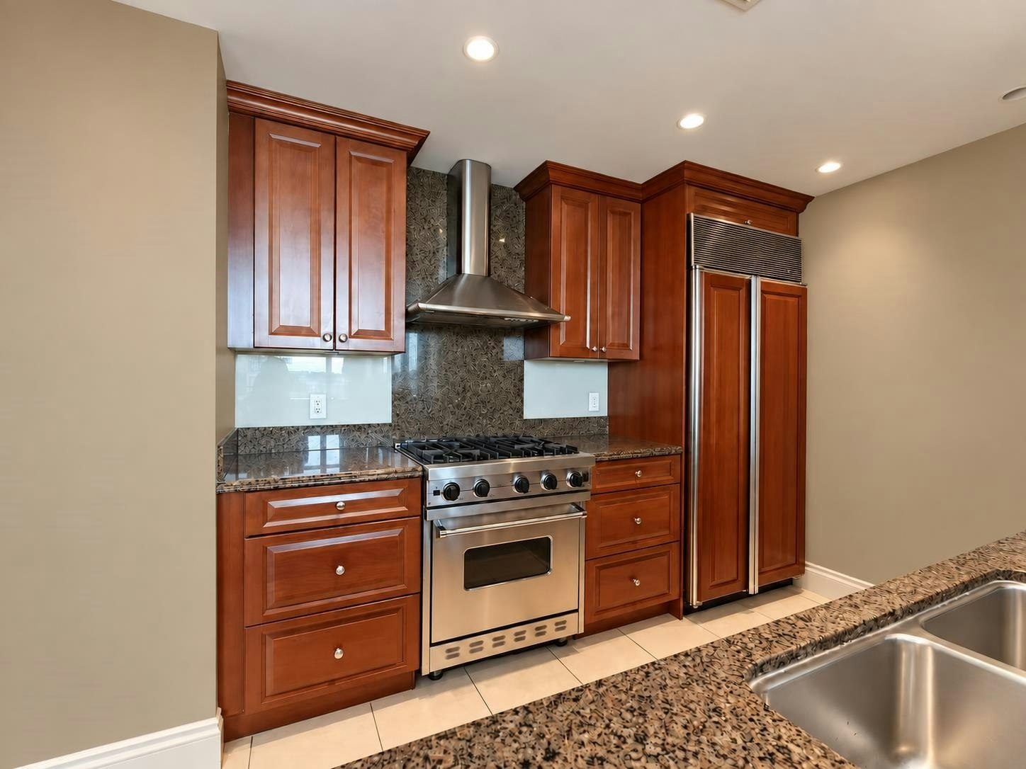 1505-428 Beach Crescent, Vancouver, BC, V5H 1V8 - 15