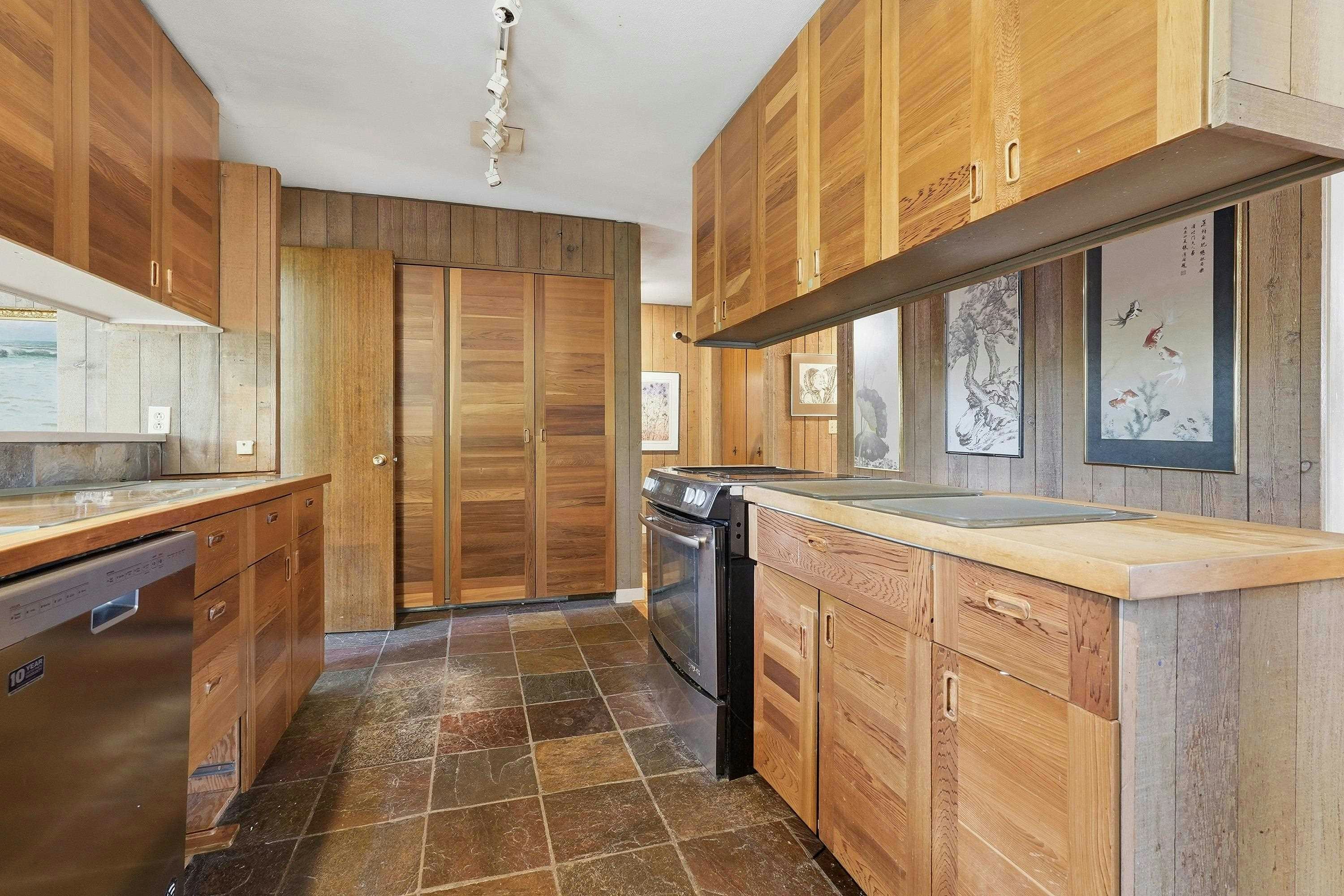 792 W 54th Avenue - 4