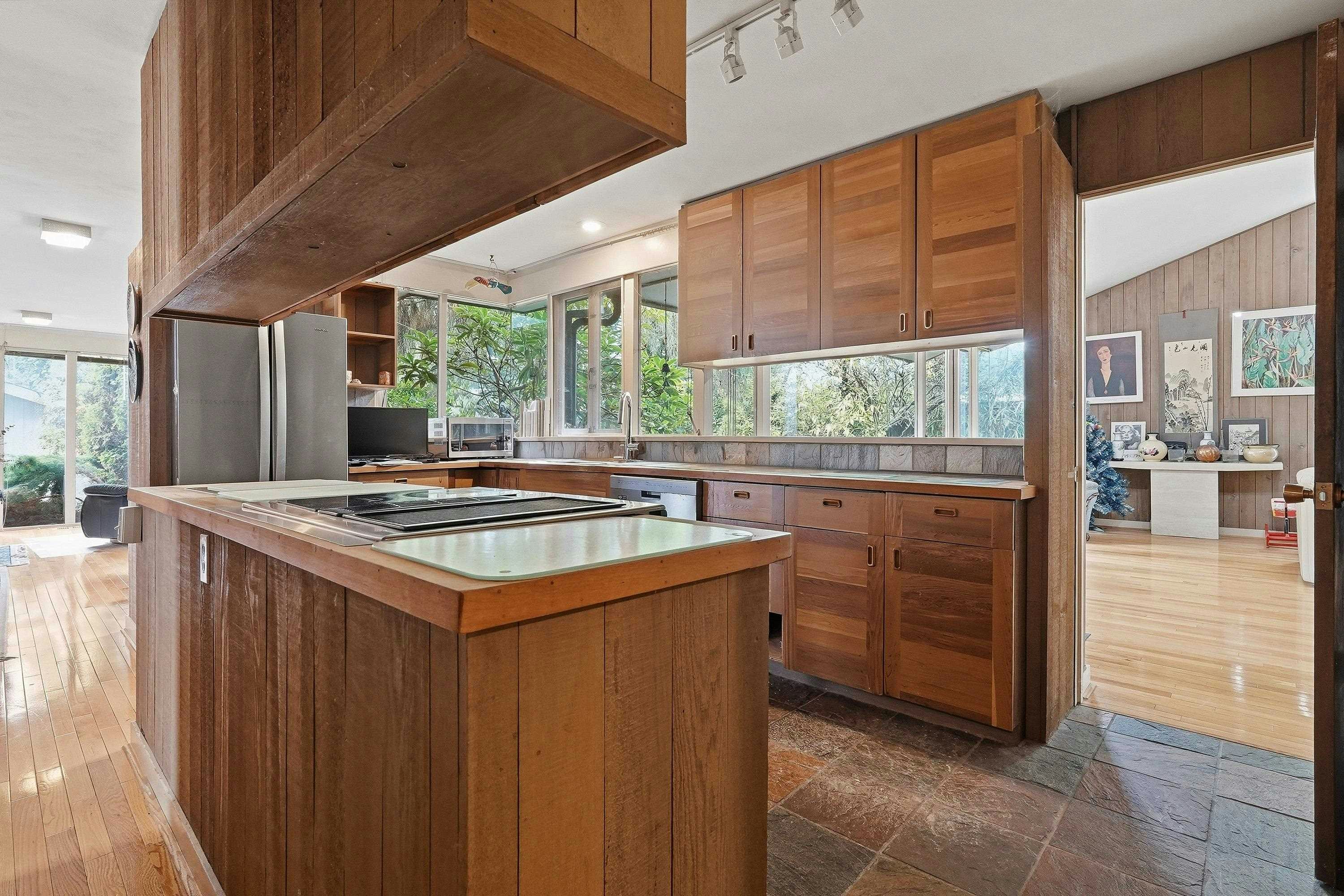 792 W 54th Avenue - 5