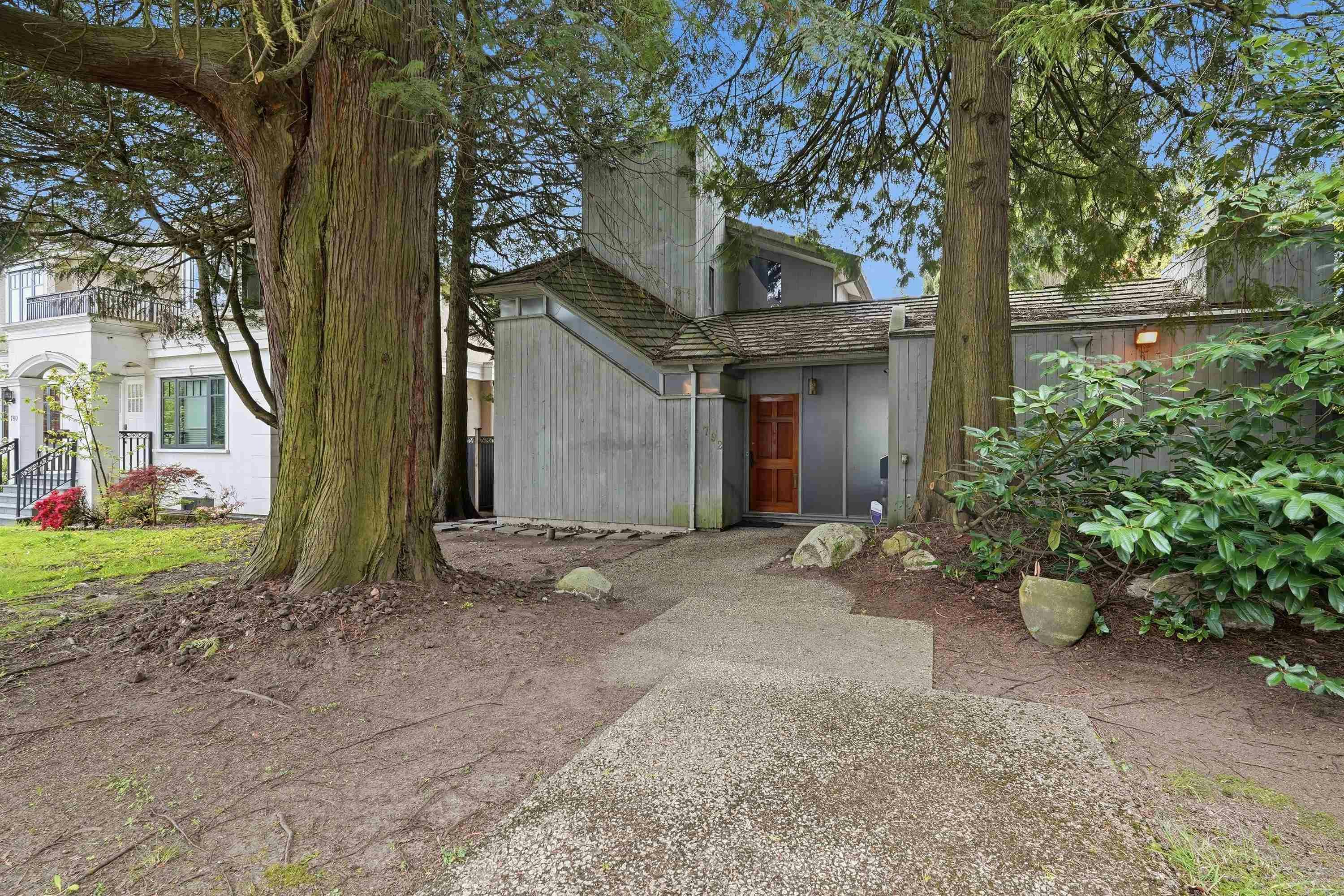 792 W 54th Avenue, Vancouver, BC, V6P 1M5 - 19