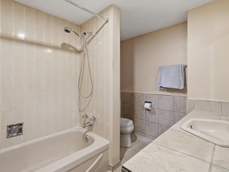 792 W 54th Avenue, Vancouver, BC, V6P 1M5 - 16