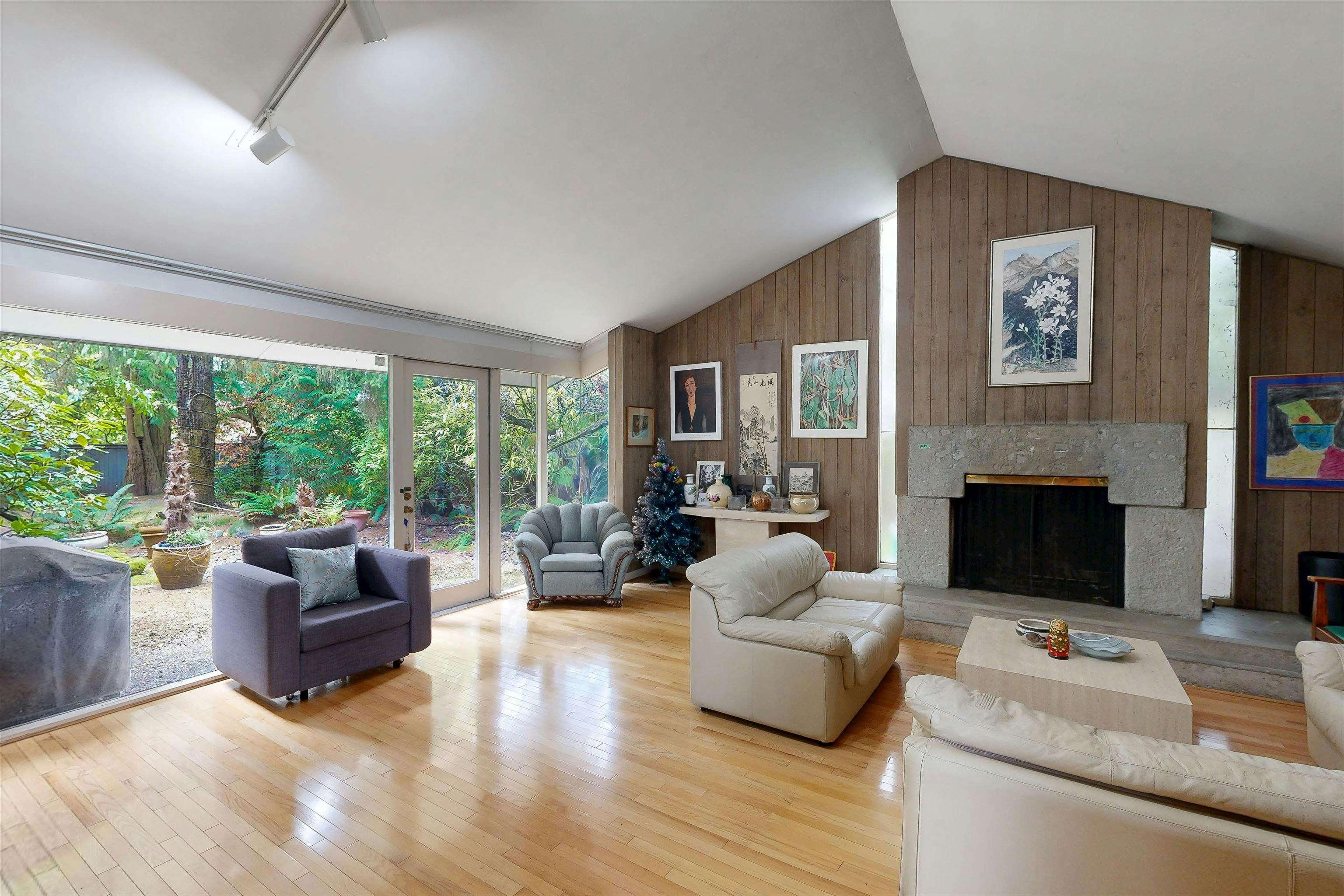 792 W 54th Avenue - 2