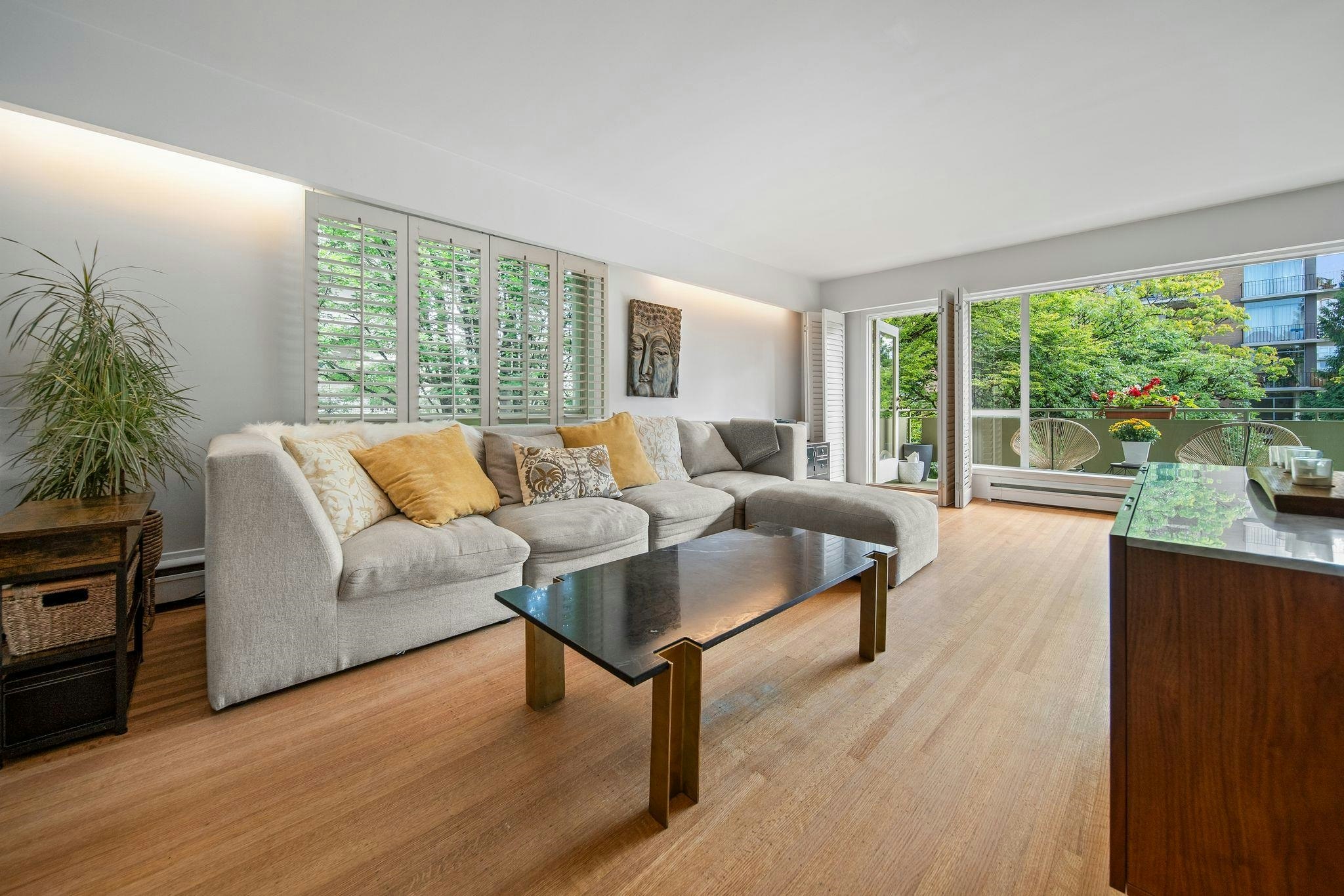 204-5475 Vine Street, Vancouver, BC, V6M 3Z7