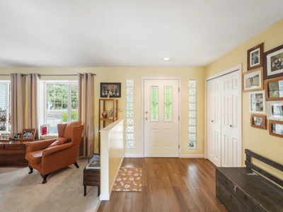 20094 24 Avenue - 5