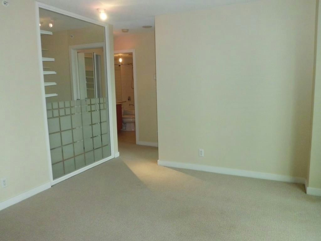 2105-1288 W Georgia Street, Vancouver, BC, V6E 4R3 - 11