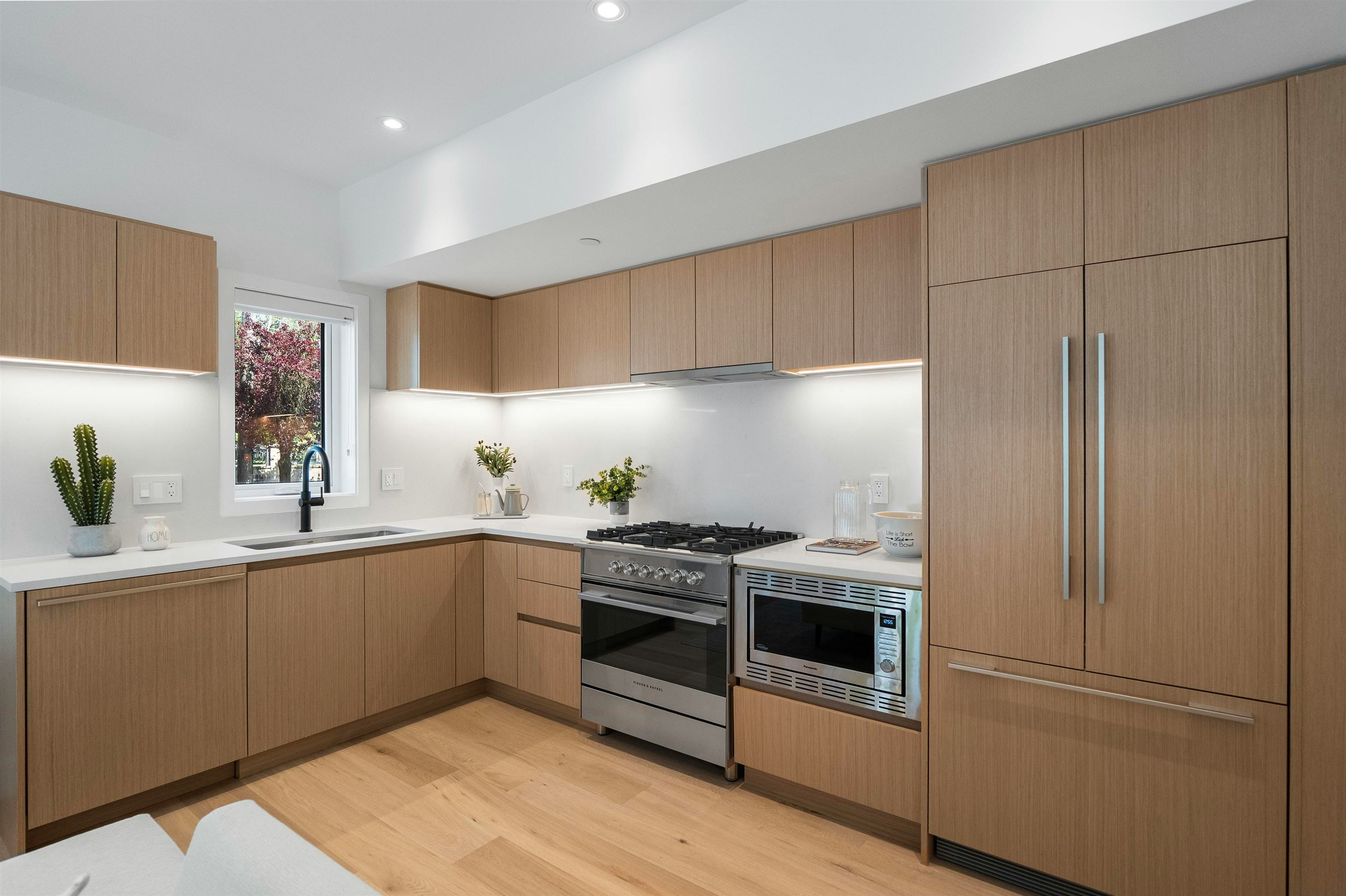 1008 W 52nd Avenue, Vancouver, BC, V6P 1H5 - 6
