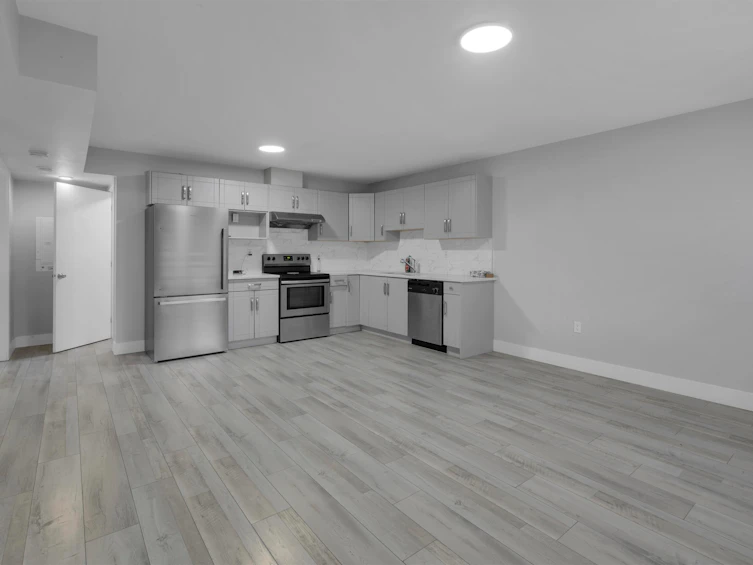 2725 Lefeuvre Road, Abbotsford, BC, V4X 1H5 - 23