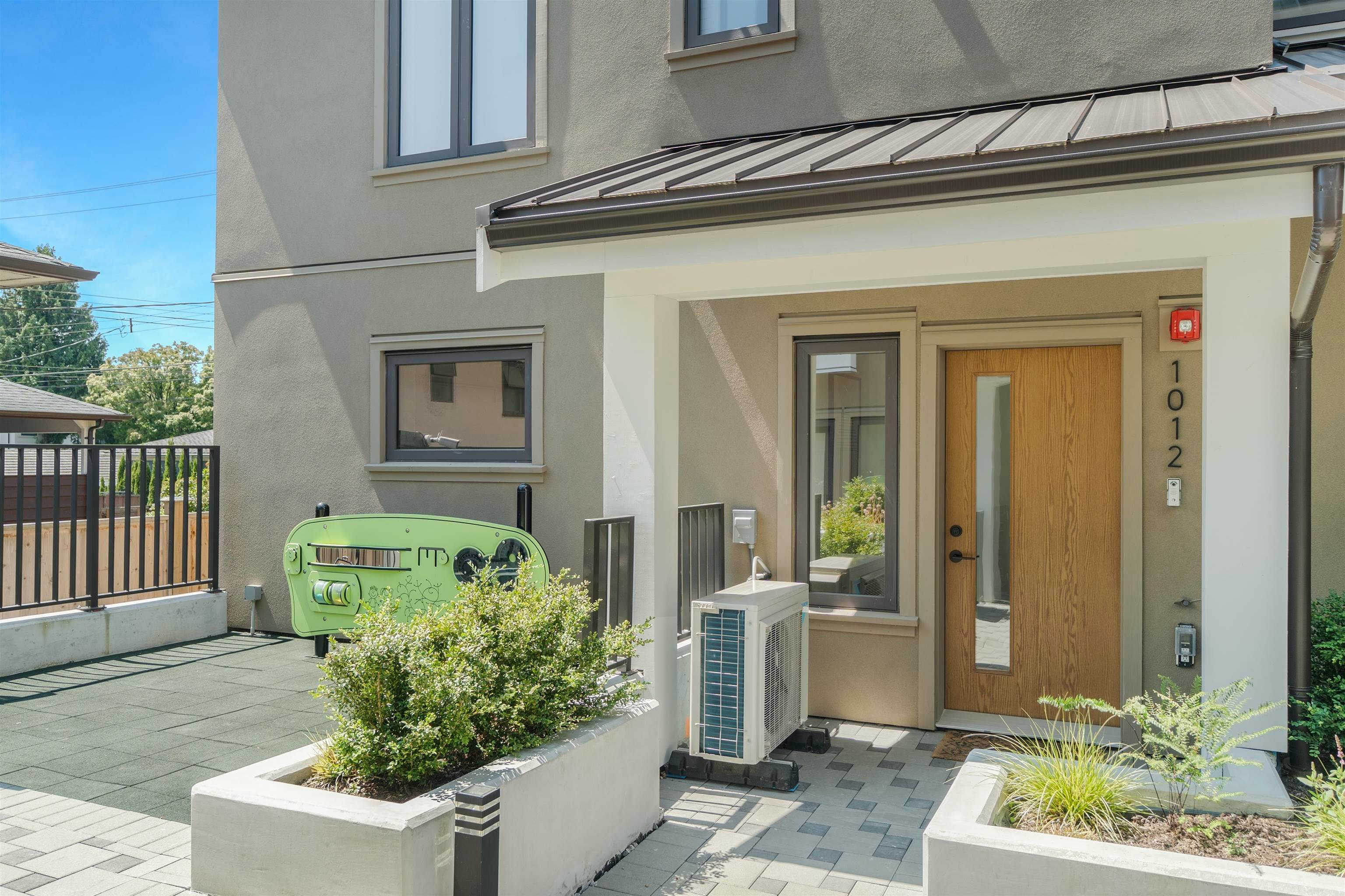 1012 W 52nd Avenue, Vancouver, BC, V6P 1H5