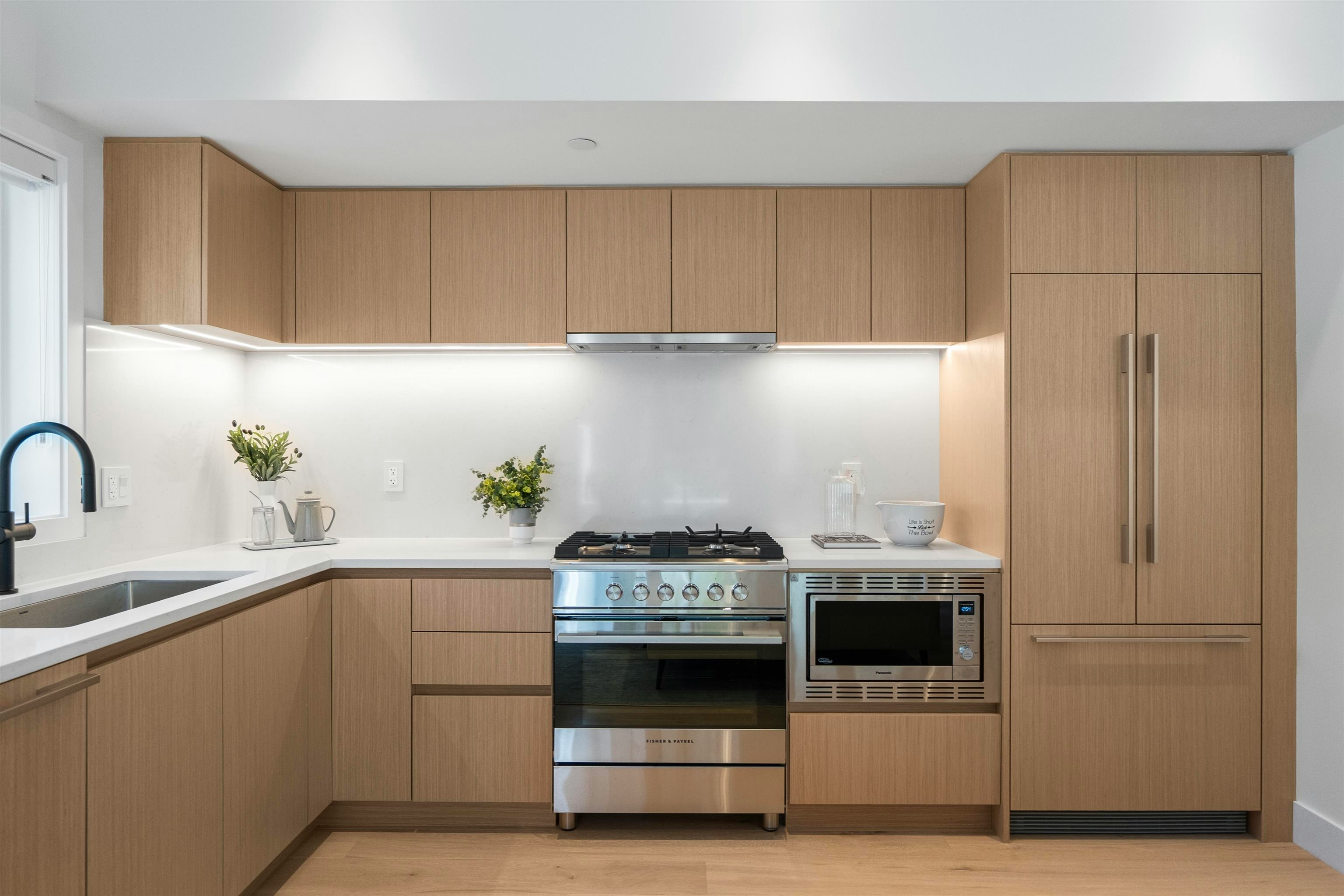6815 Oak Street, Vancouver, BC, V6P 1H5 - 4