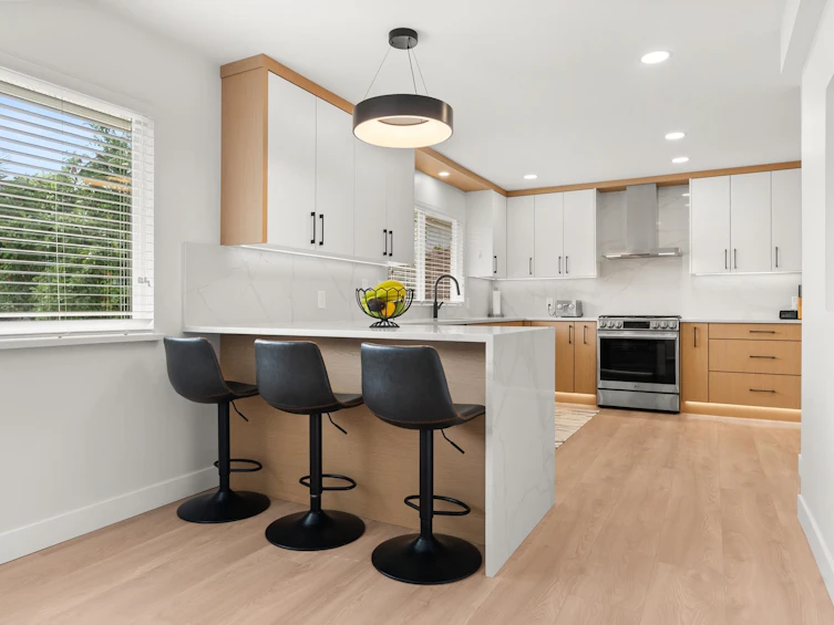 9152 Klenner Drive, Burnaby, BC, V3N 4E5 - 8