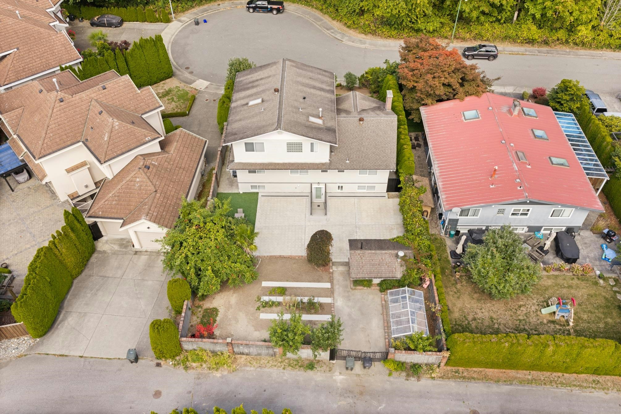 9152 Klenner Drive, Burnaby, BC, V3N 4E5 - 37