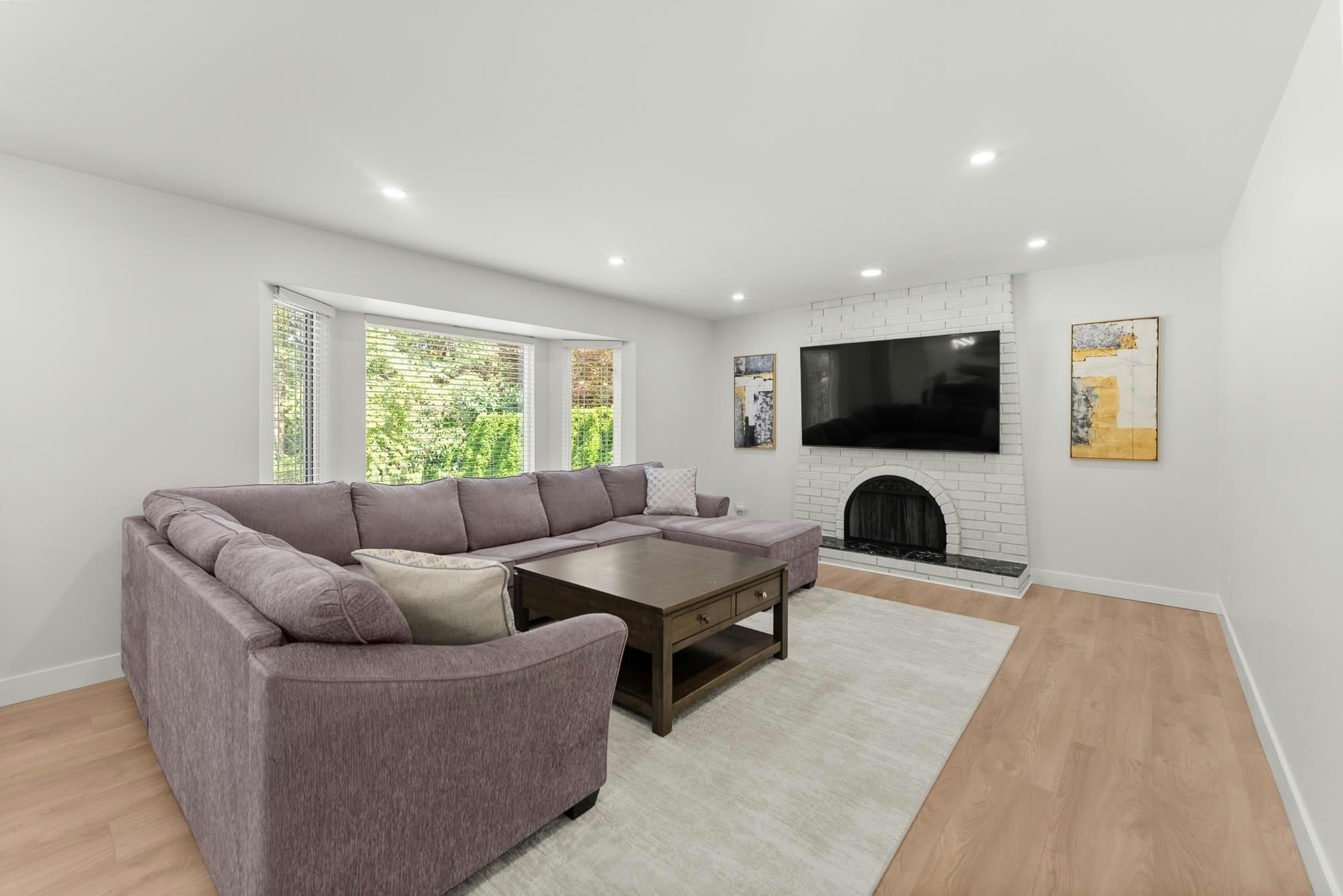 9152 Klenner Drive, Burnaby, BC, V3N 4E5 - 15