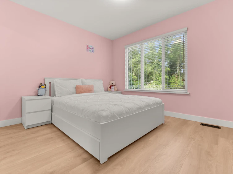 9152 Klenner Drive, Burnaby, BC, V3N 4E5 - 22