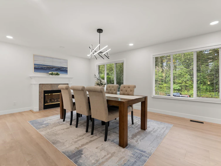 9152 Klenner Drive, Burnaby, BC, V3N 4E5 - 11