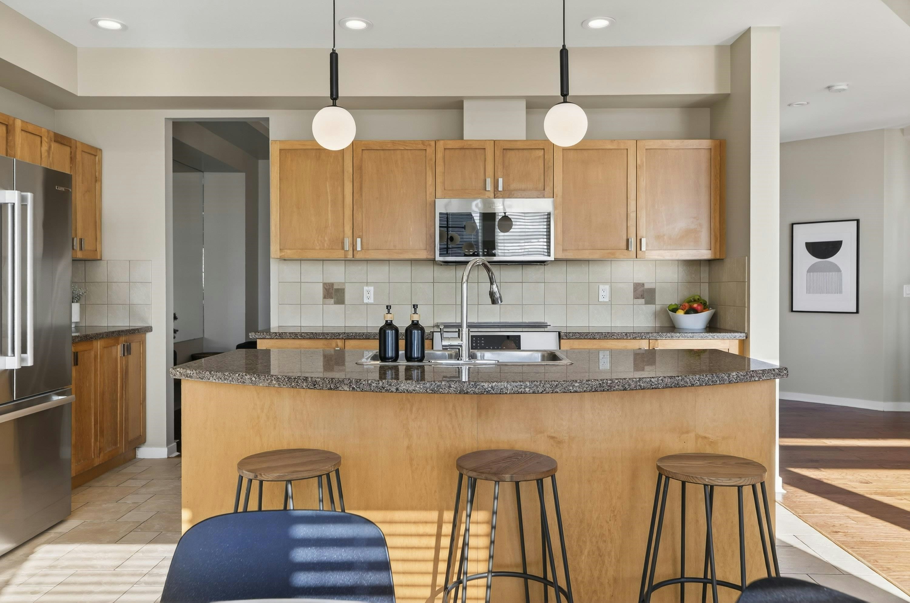 4 Hickory Drive, Port Moody, BC, V3H 5L9 - 10