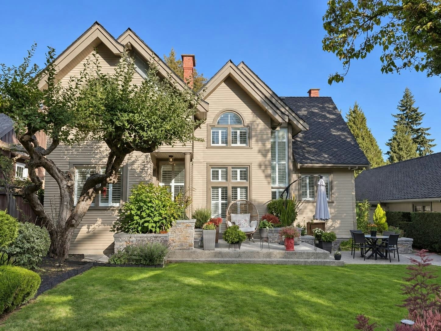 5819 Wallace Street, Vancouver, BC, V6N 2A3