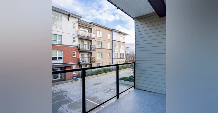 215-19567 64 Avenue, Surrey, BC, V3S 7H8 - 9