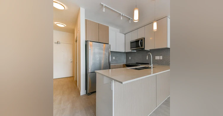 215-19567 64 Avenue, Surrey, BC, V3S 7H8 - 2
