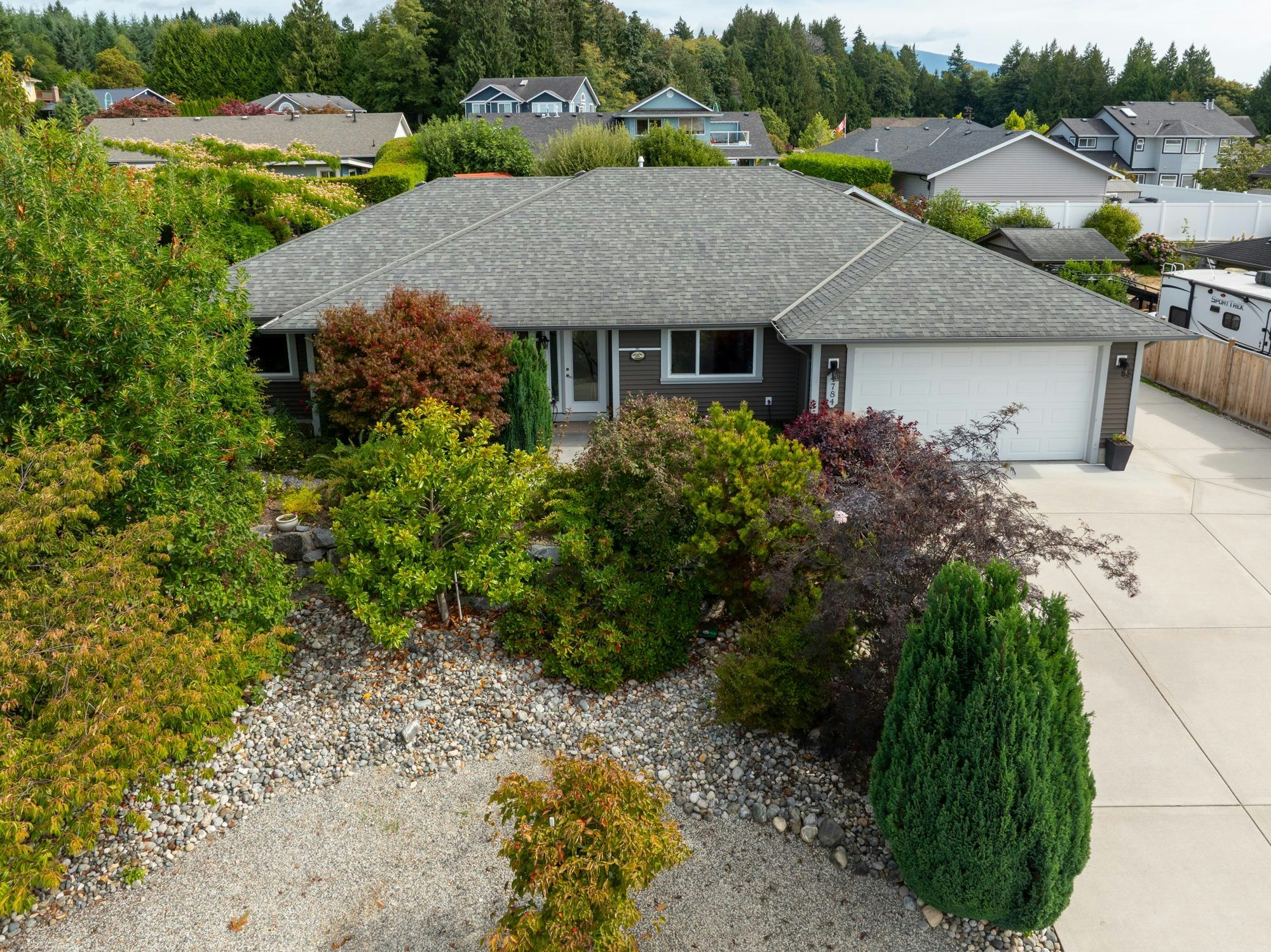 4784 Tamarack Place, Sechelt, BC, V7Z 0E8