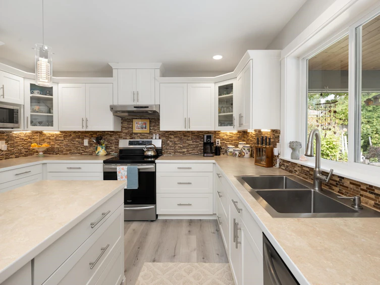 4784 Tamarack Place, Sechelt, BC, V7Z 0E8 - 11