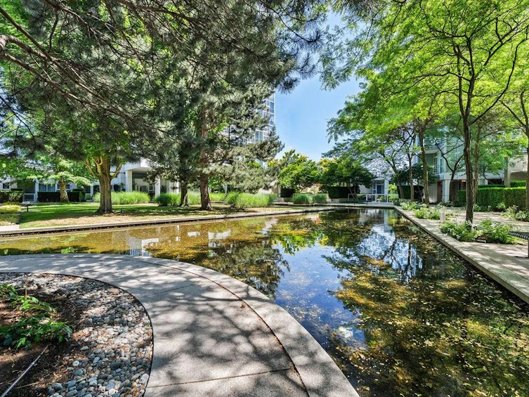 3302-193 Aquarius Mews, Vancouver, BC, V6Z 2Z2 - 32