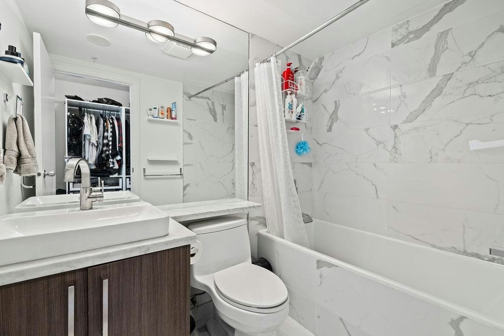 3302-193 Aquarius Mews, Vancouver, BC, V6Z 2Z2 - 20