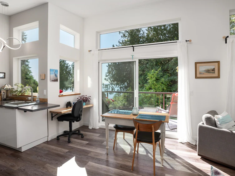 7835 Redrooffs Road, Halfmoon Bay, BC, V7Z 1A4 - 10