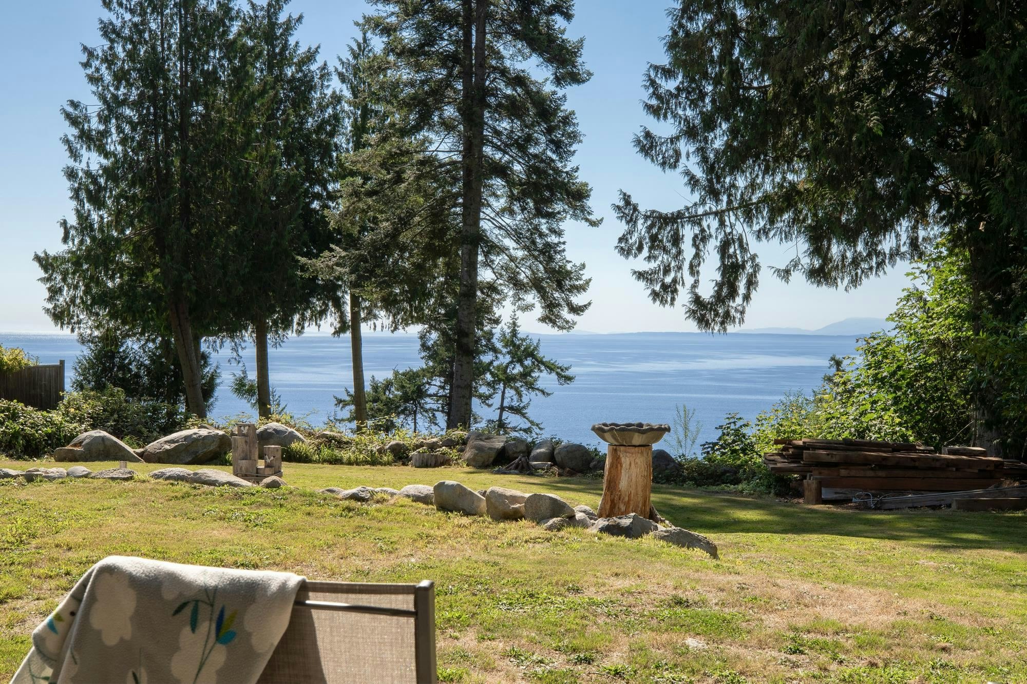 7835 Redrooffs Road, Halfmoon Bay, BC, V7Z 1A4 - 28