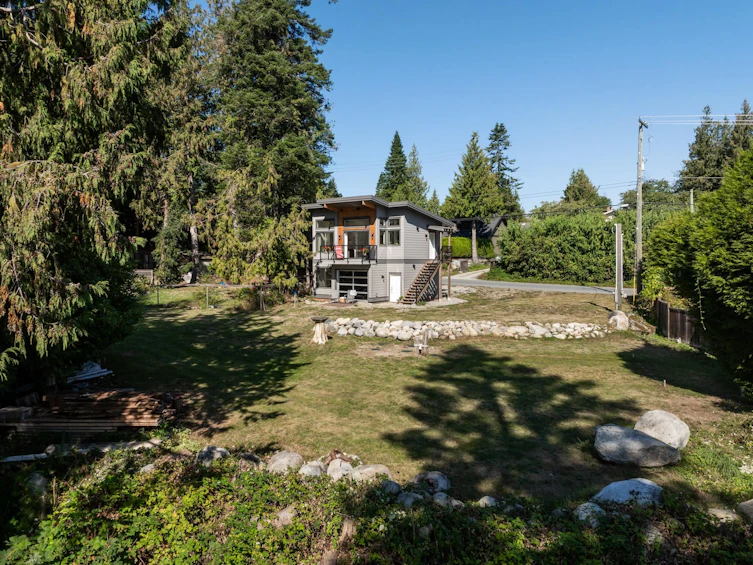 7835 Redrooffs Road, Halfmoon Bay, BC, V7Z 1A4 - 32