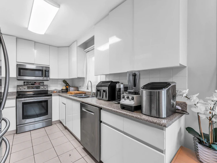 2808 Horley Street, Vancouver, BC, V5R 4R9 - 18