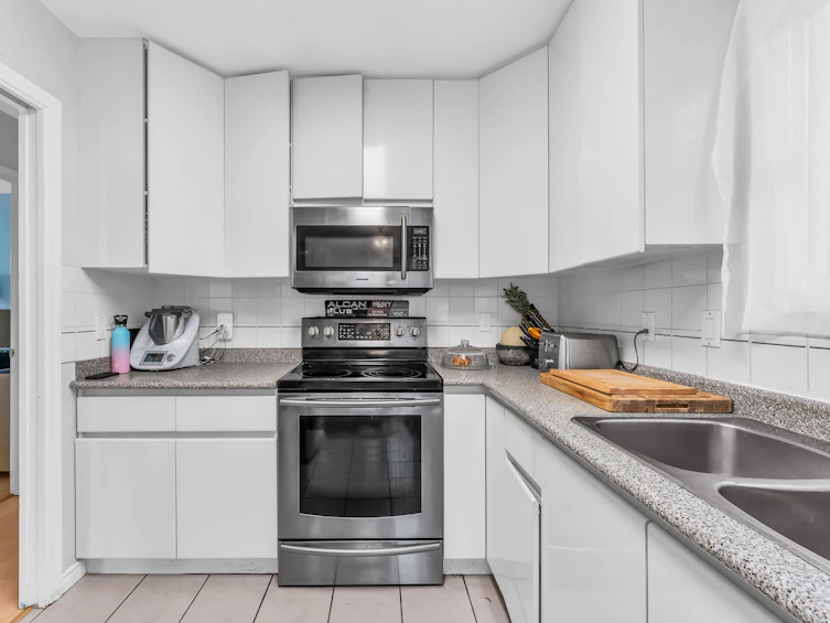 2808 Horley Street, Vancouver, BC, V5R 4R9 - 16
