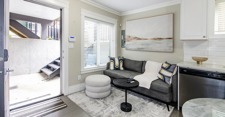 2129 E 46th Avenue, Vancouver, BC, V5P 1P3 - 4
