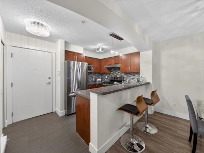 105-5740 Toronto Road - 4