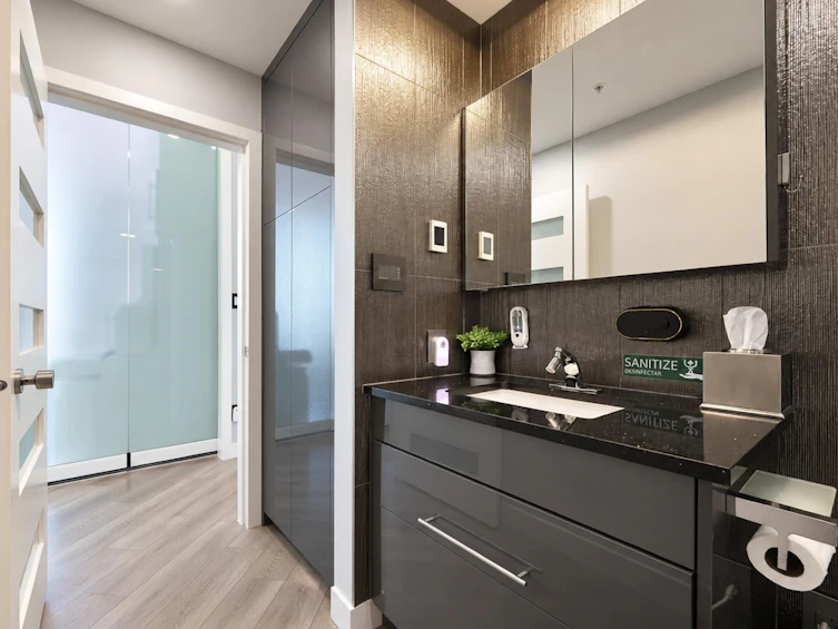 2303-691 North Road, Burnaby, BC, V3J 0H9 - 27