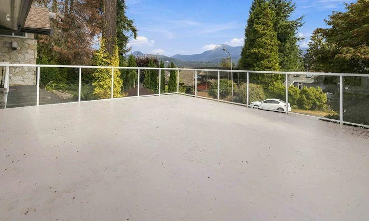 734 Carleton Drive