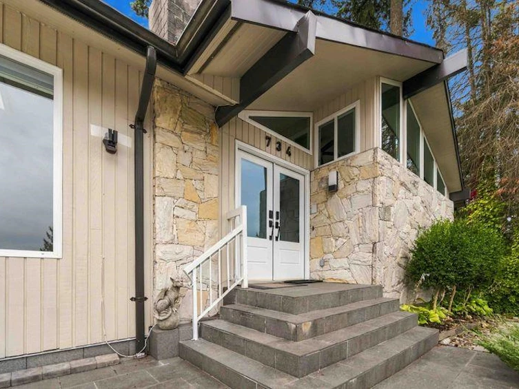 734 Carleton Drive, Port Moody, BC, V3H 3K6 - 32