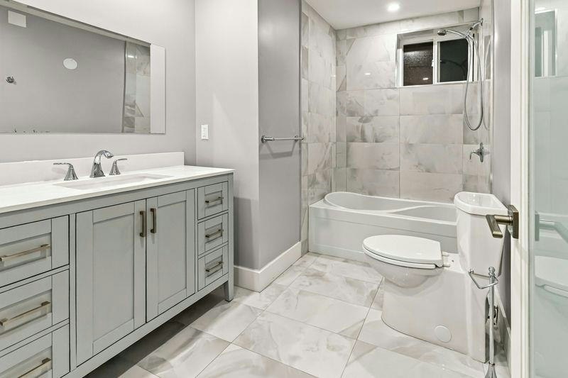 734 Carleton Drive, Port Moody, BC, V3H 3K6 - 27